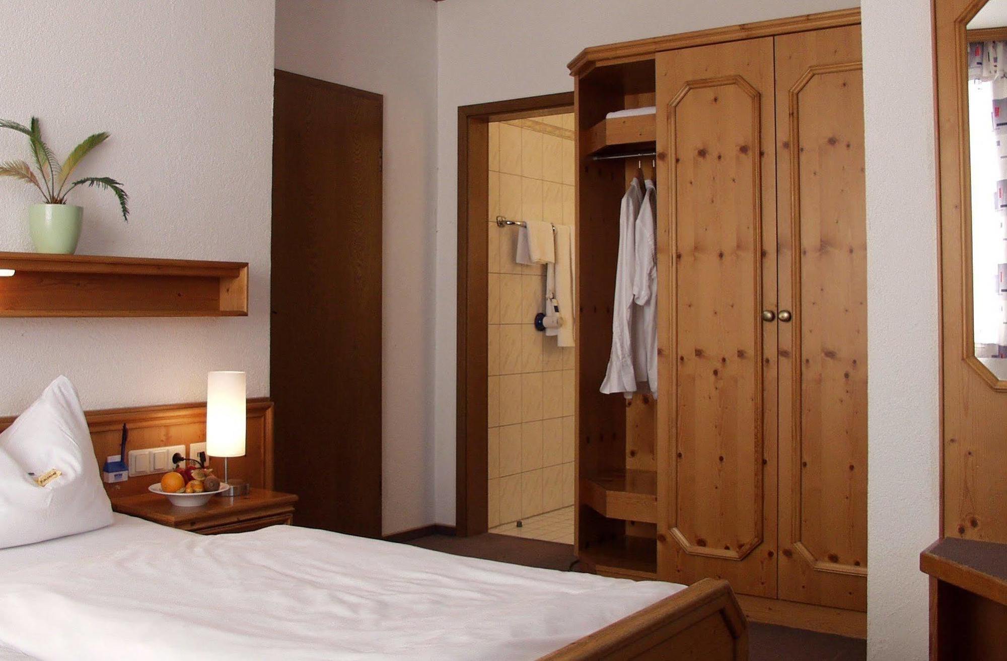 Akzent Hotel Laupheimer Hof Habitación foto